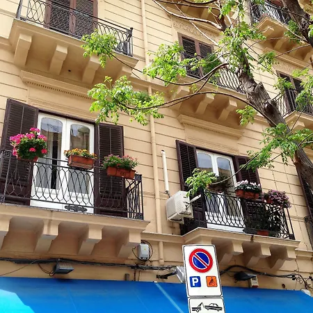 A Casa Di Amelie باليرمو