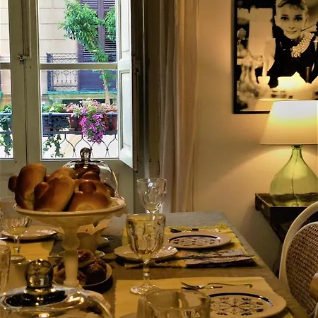 A Casa Di Amelie Feriehus Palermo